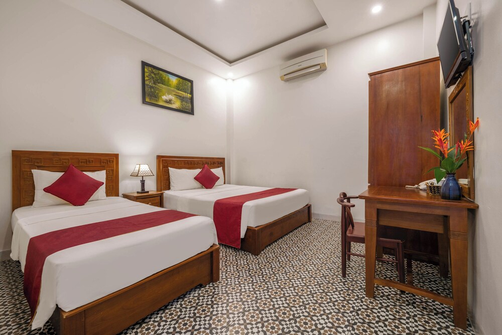 Superior Triple Room
