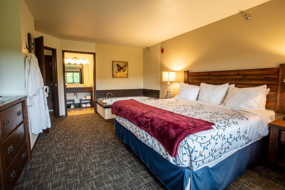 Premier 1 Bedroom Suite (Dog Friendly)