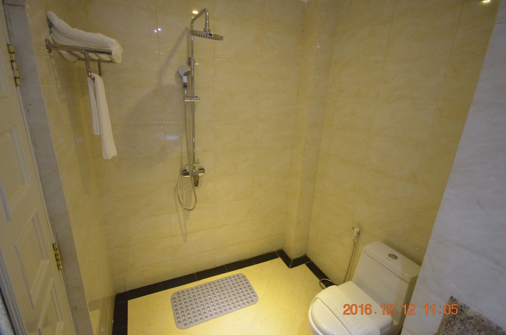 Standard Room photo 3