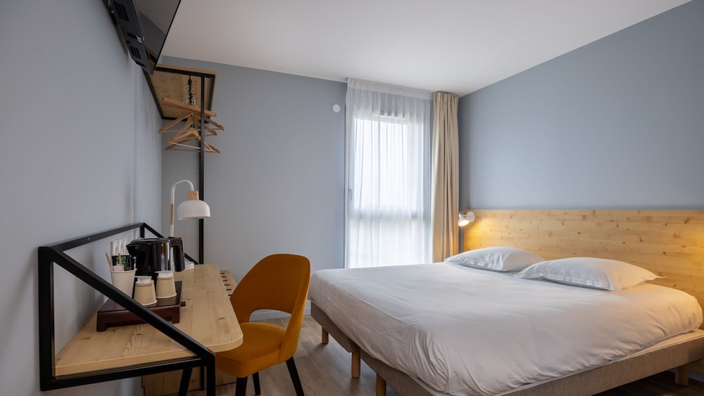Standard Room - Photo 1