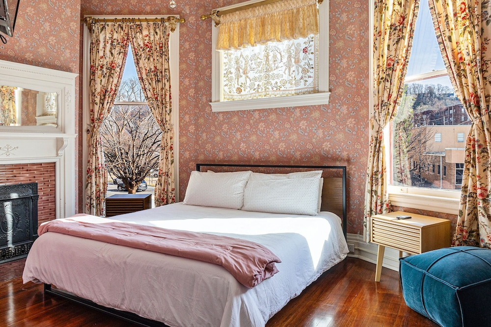 Basic Room, Ensuite (Camelot Room) photo 3