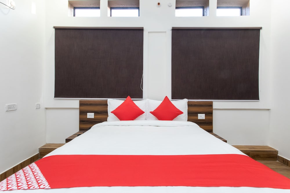 Double Room, 1 Queen Bed