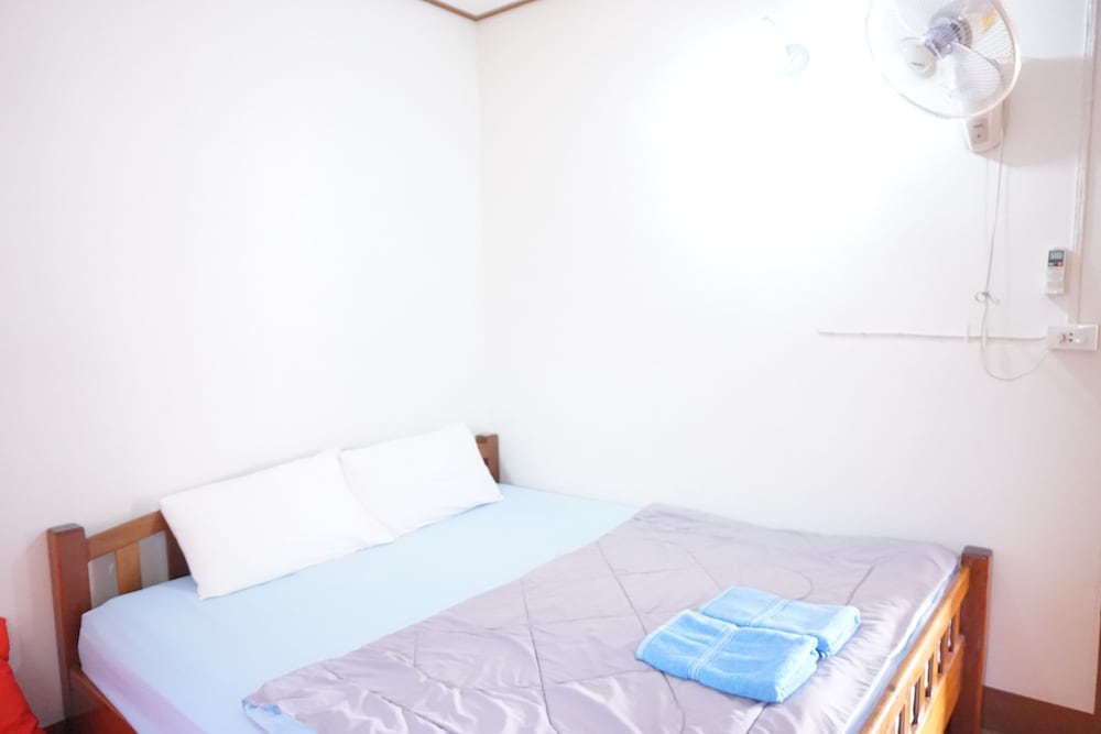 Standard Double Room photo 3
