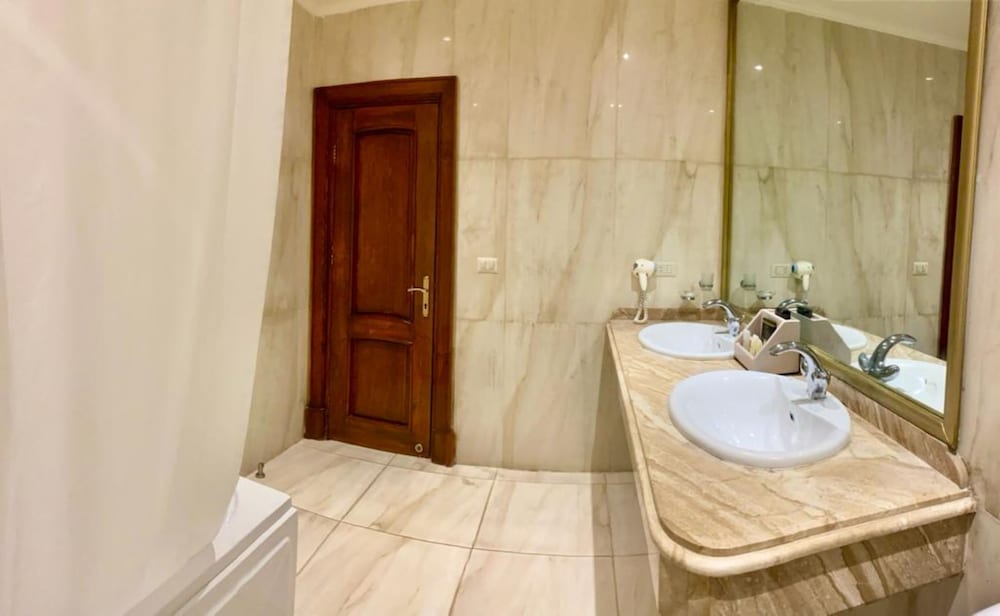Paradise Family Suite - Direct Sea View  & Pool View photo 2
