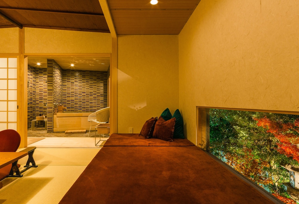 Deluxe Studio, Private Bathroom, Garden Area - Photo 3