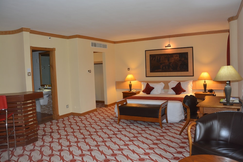 Executive Suite photo 1