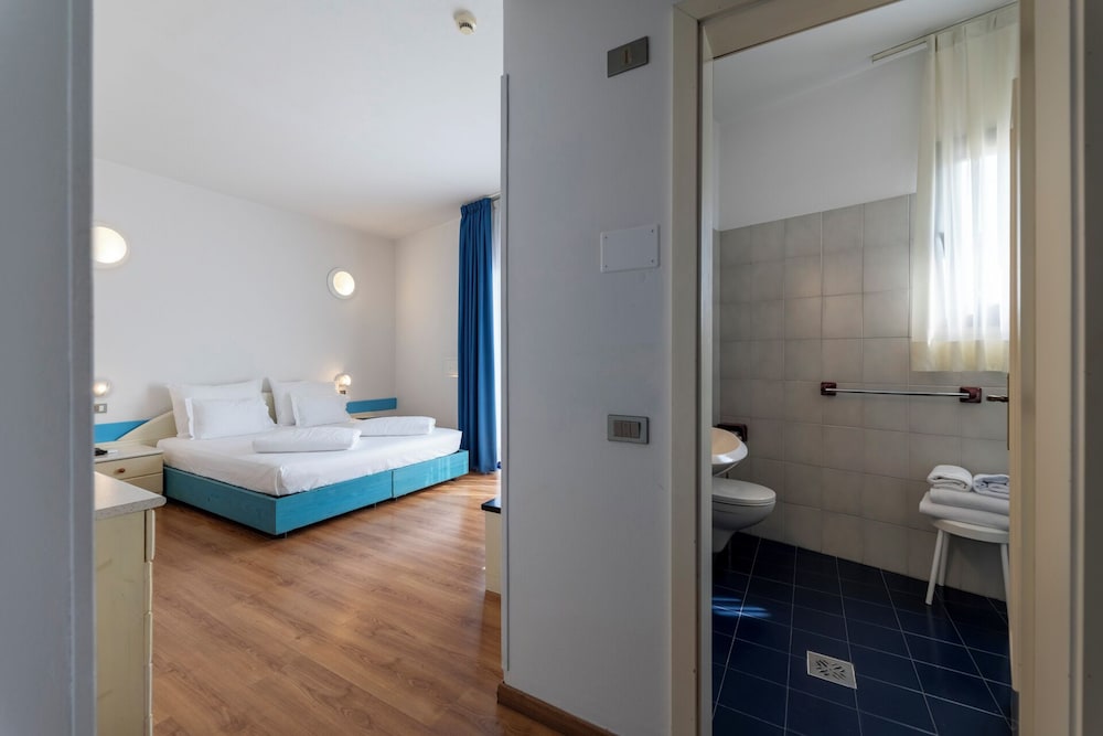 Basic Double Room - Photo 6