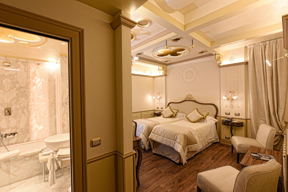 Exclusive Double or Twin Room, Terrace