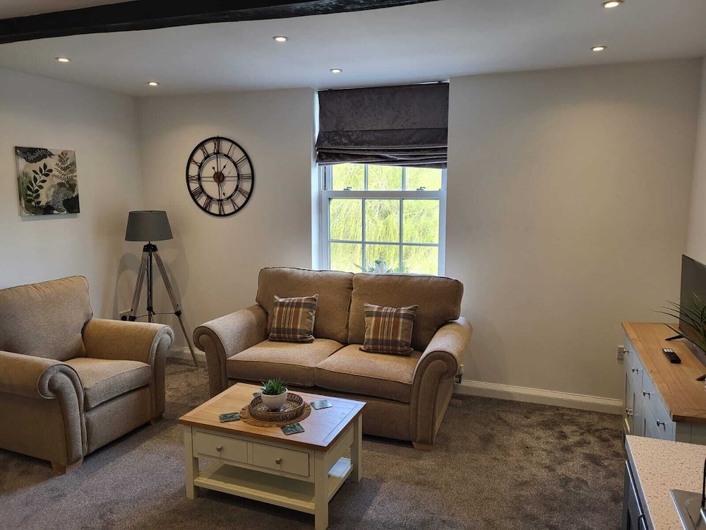 Luxury Apartment photo 3