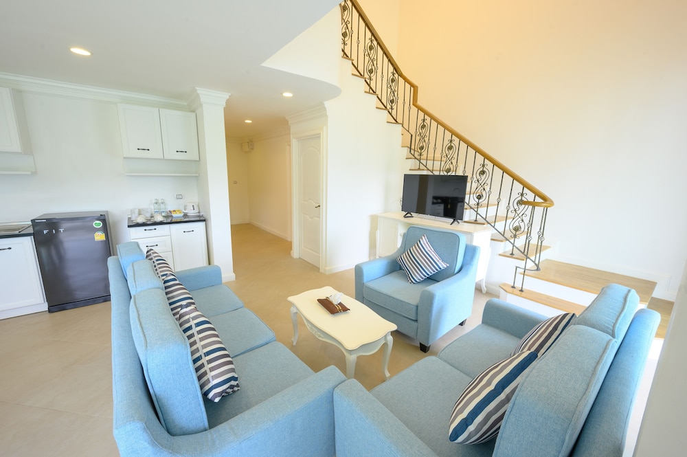 Two Bedroom Suite photo 2