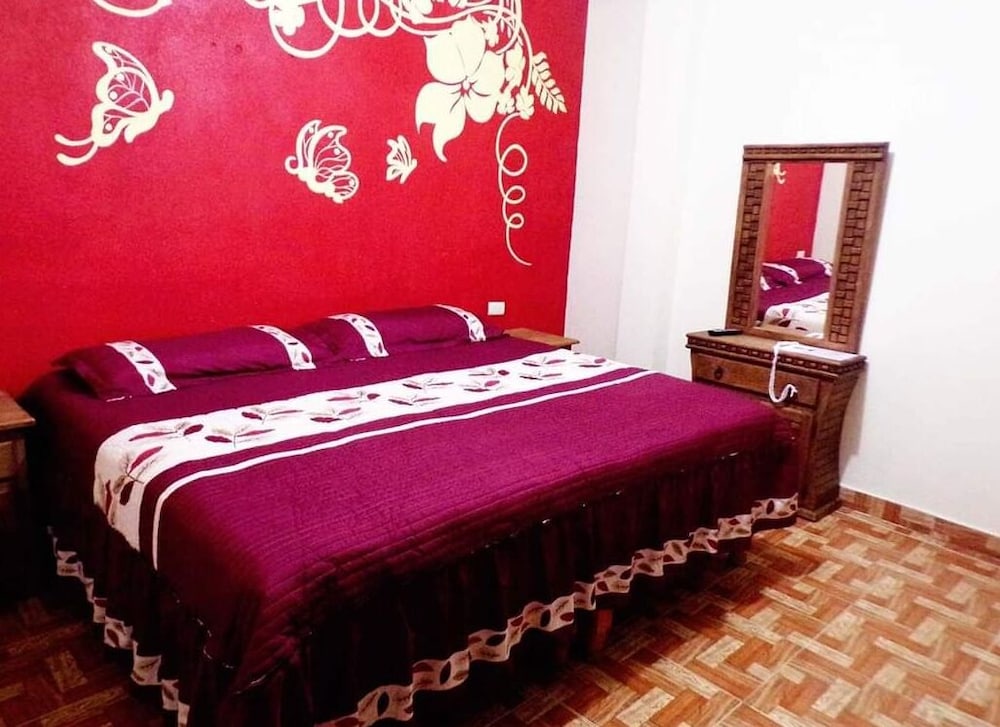 Basic Room, 1 King Bed, Ensuite