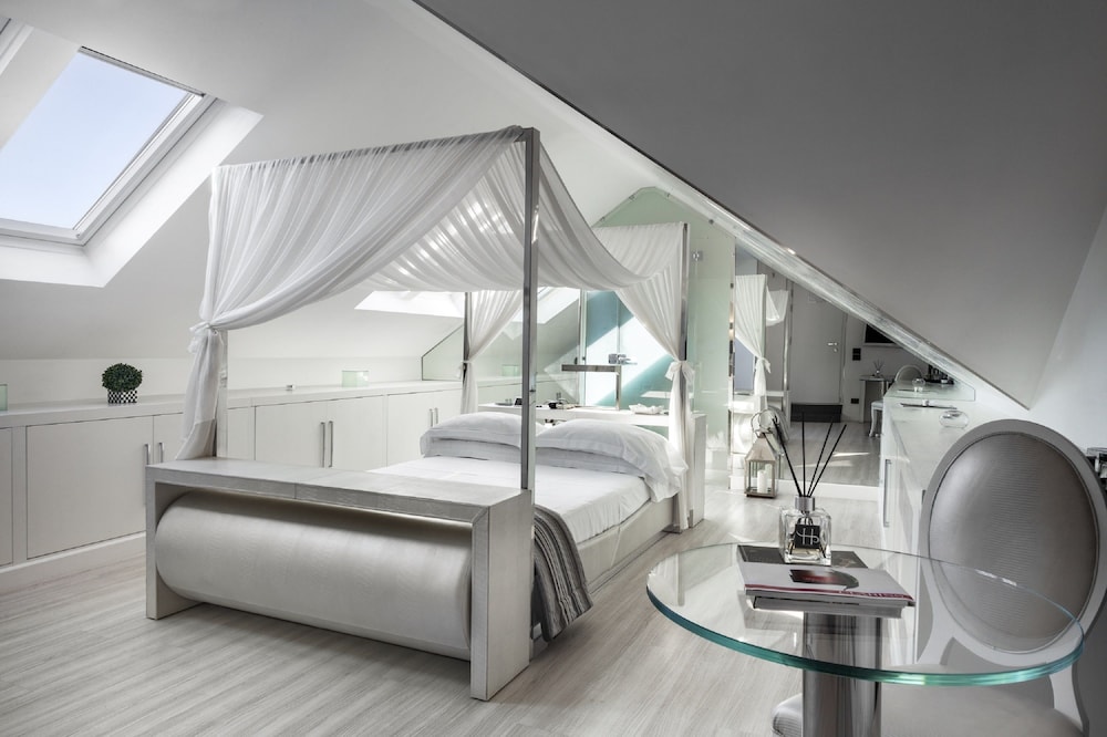 Classic Suite, 1 Bedroom - Photo 1