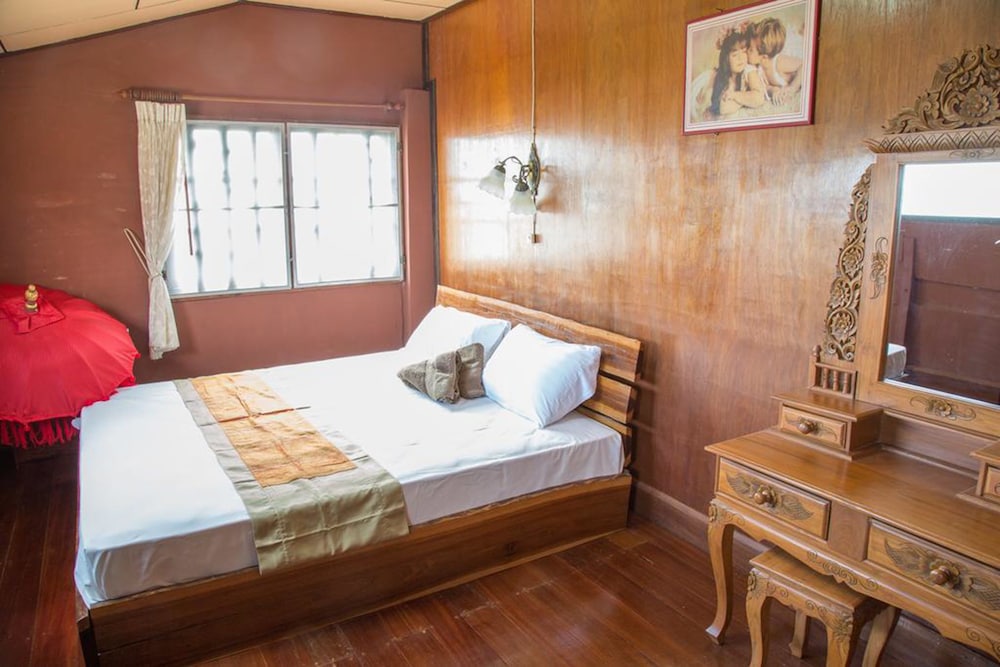 Double Sea View With Shared Bathroom