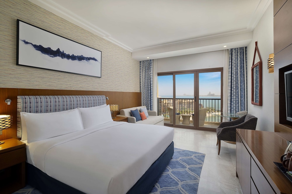 Standard Room, 1 King Bed, Sea View photo 1