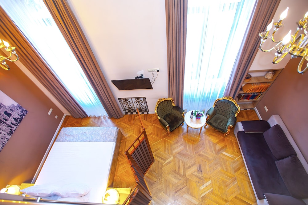 Family Apartment, Balcony, City View photo 3