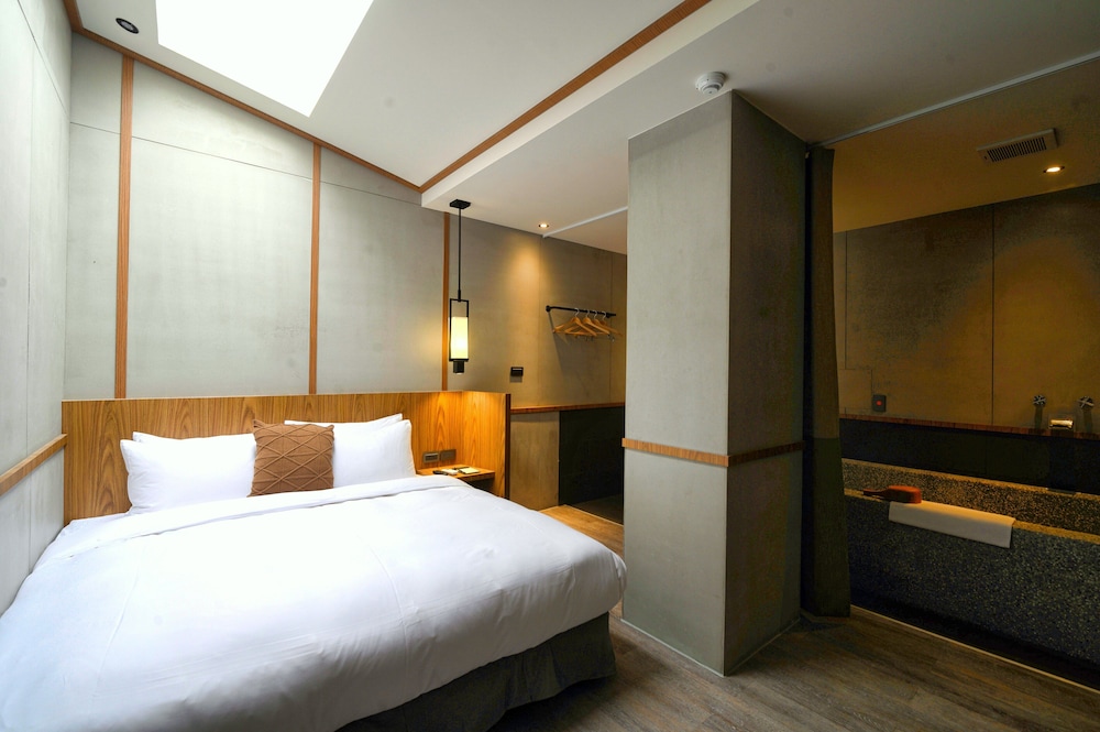 Superior Queen Room - Photo 1