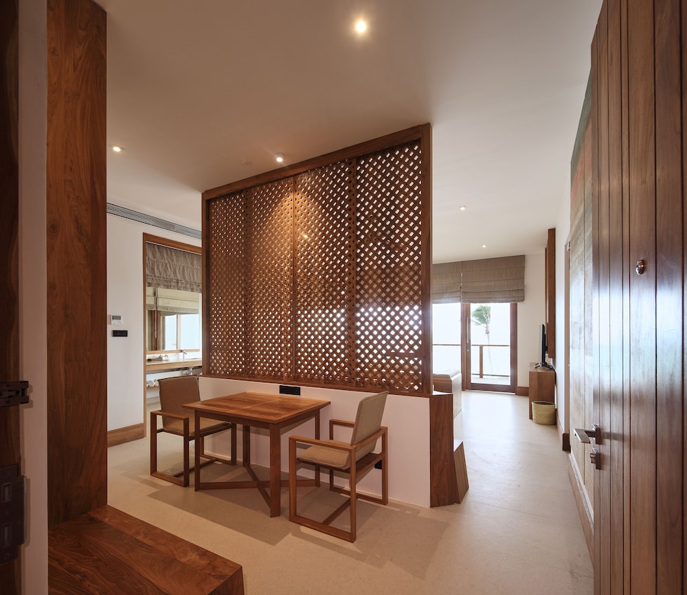 Design Suite, Balcony, Ocean View photo 2