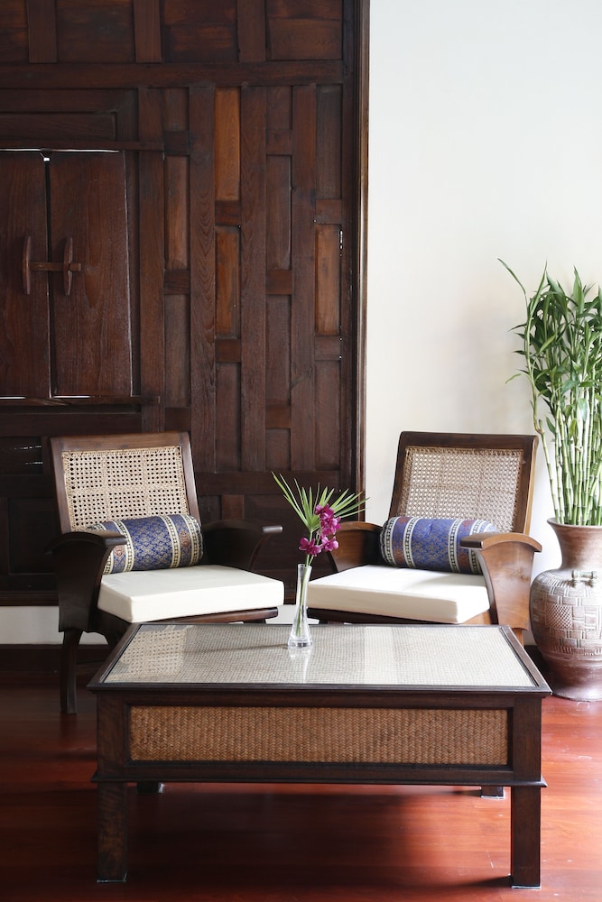 Standard Room - Photo 10