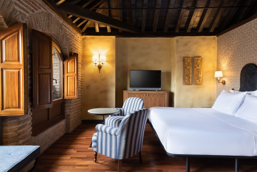 Premium Room, 1 King Bed