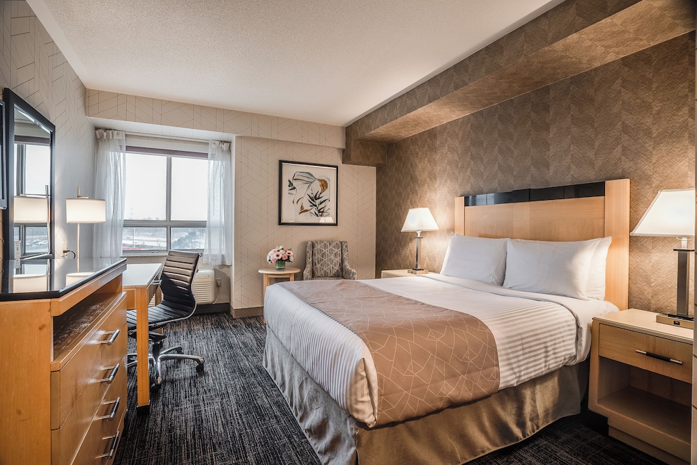 Standard Room with 1 queen bed photo 1
