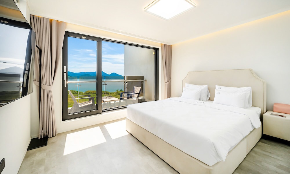 A01 Pool Villa photo 2