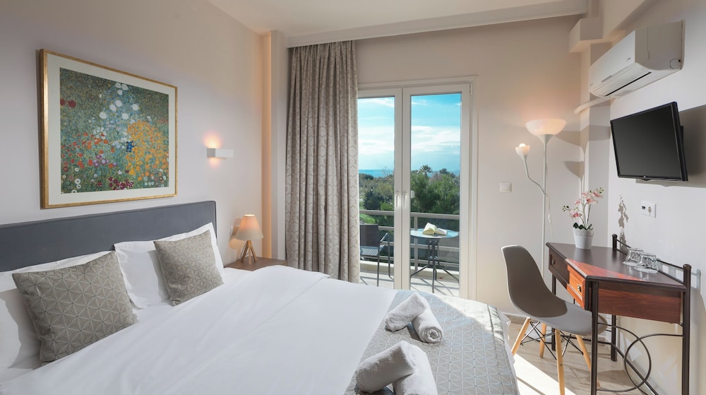 Superior Quadruple Room photo 3