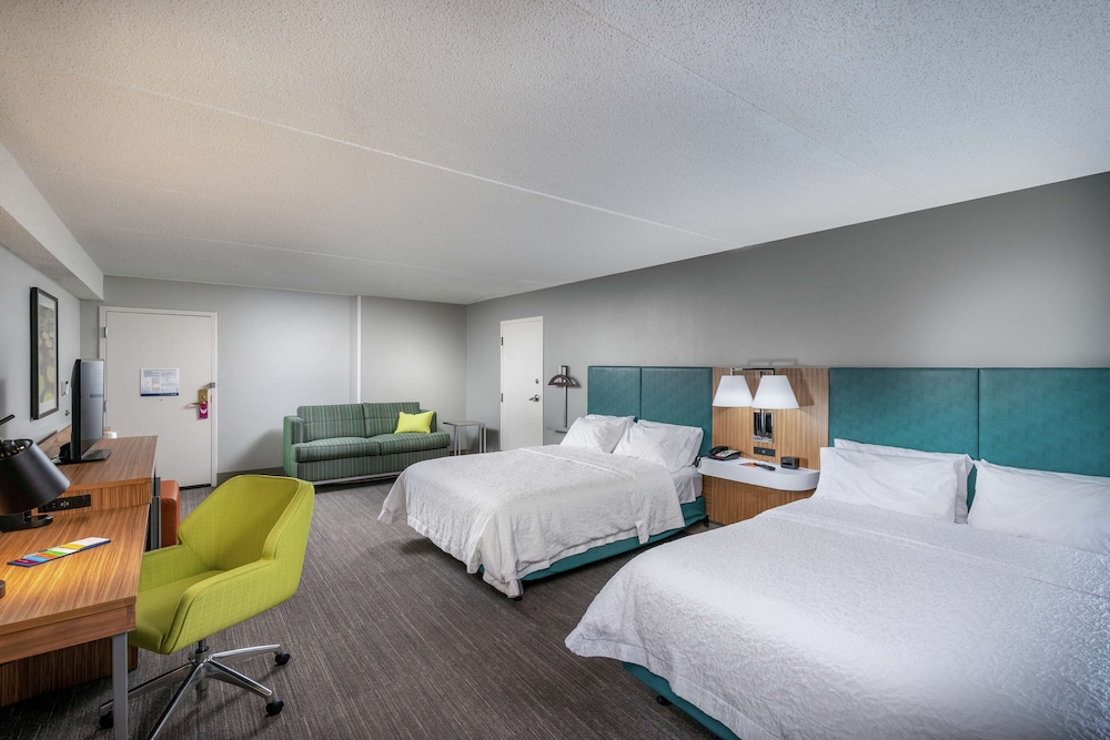 Room, 2 Queen Beds, Accessible, Non Smoking - Photo 1