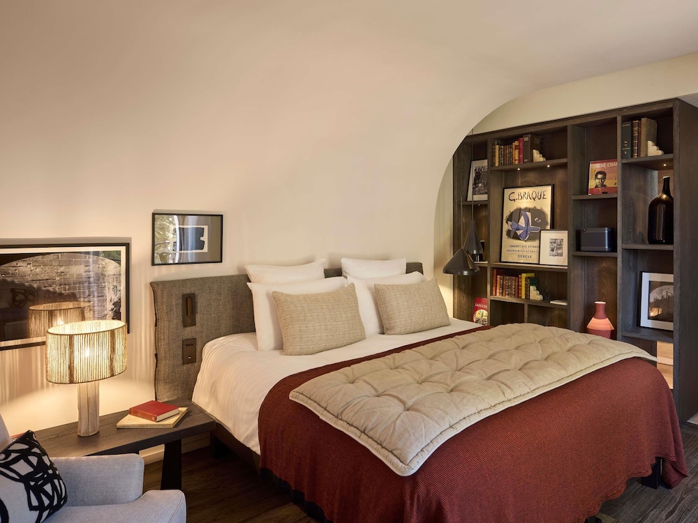 Superior Room, 1 King Bed