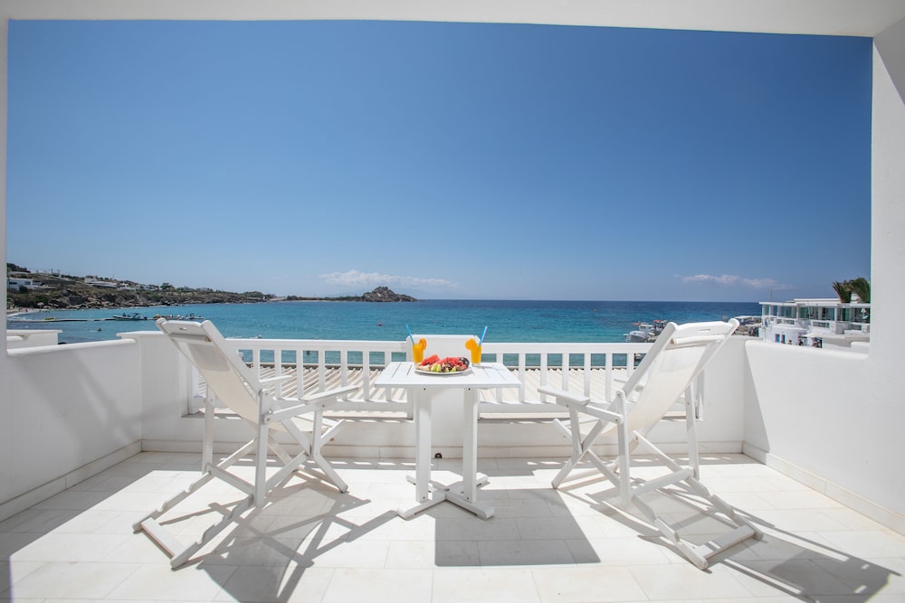 Deluxe Quadruple Room, 1 Bedroom, Sea View, Sea Facing - Photo 14