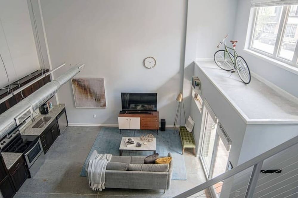 Cozysuites TWO Stylish Apts Monument Circle Indy, Photo 67