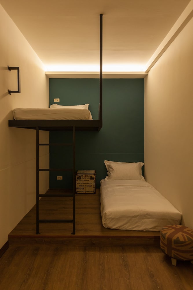 Single Room, 2 Twin Beds photo 1