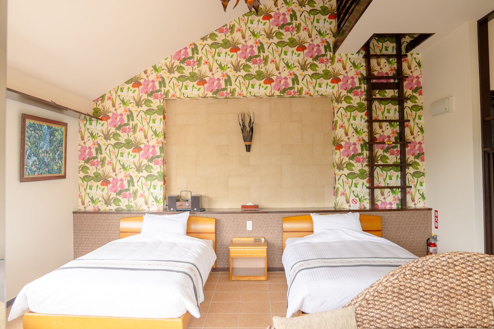 Standard Room, Non Smoking, Ocean View (2 Semi-Double Beds) photo 3