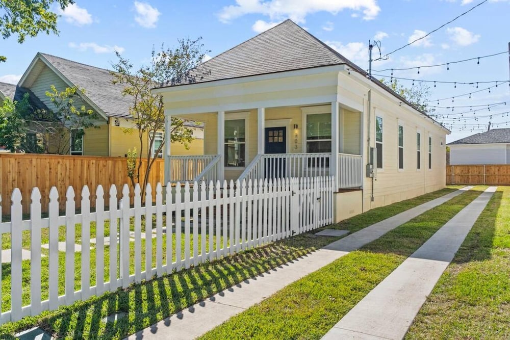 House photo 2