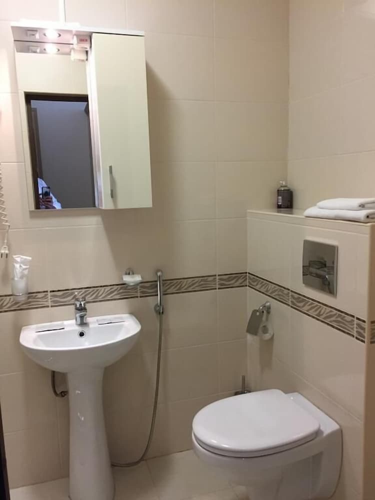 Economy Double Room, 1 Double Bed, Non Smoking, City View photo 2