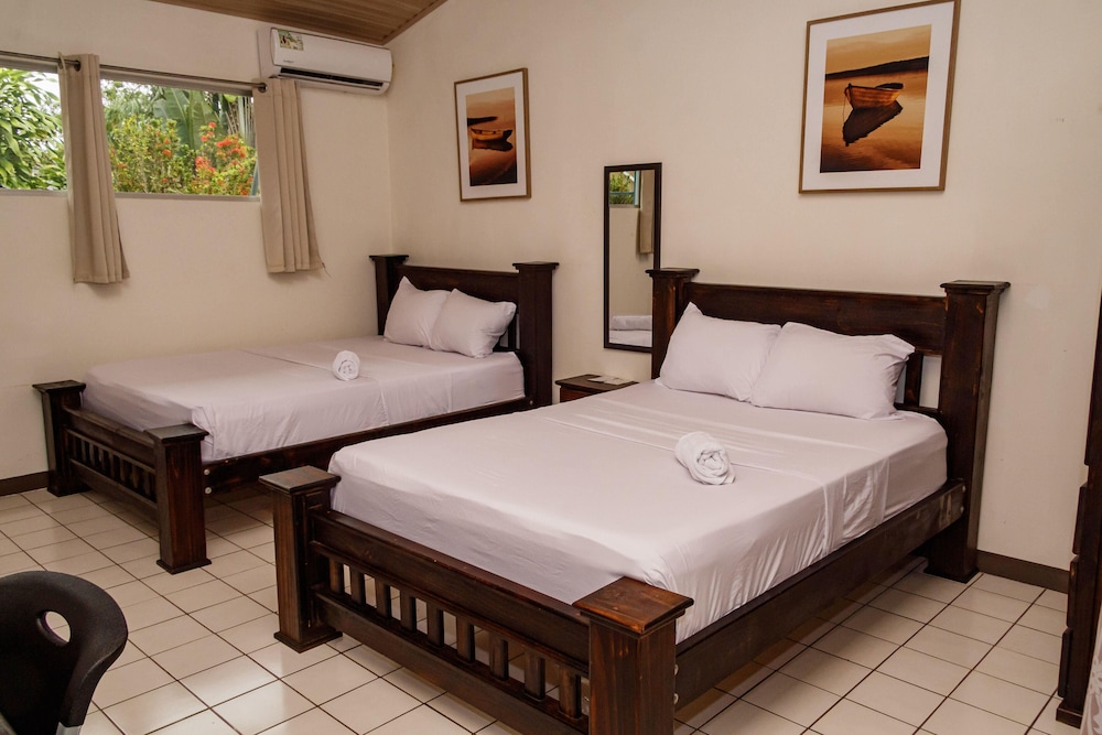 Apartment, 2 Double Beds, Refrigerator & Microwave, Ground Floor photo 1