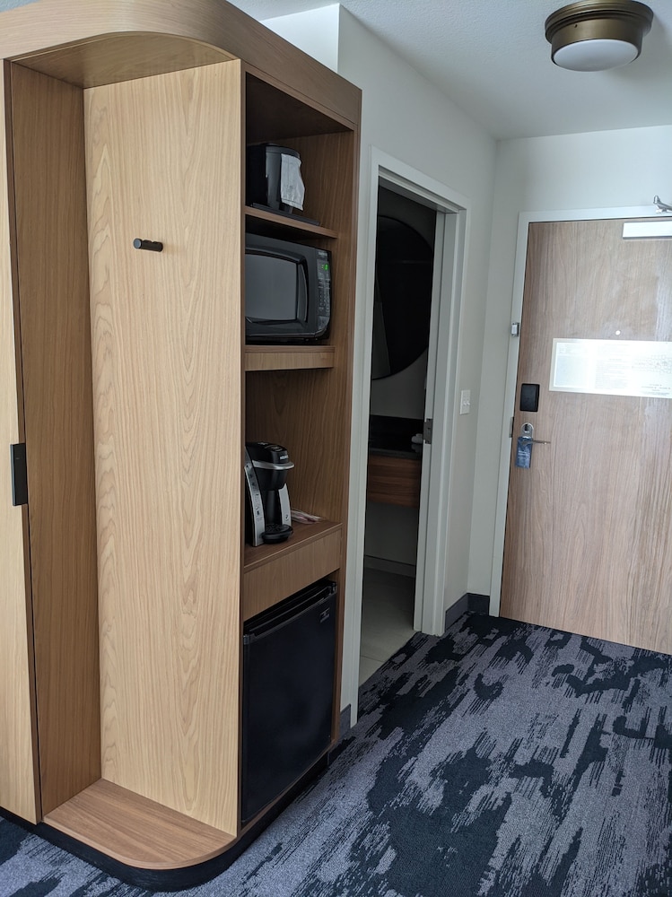 Room, 2 Queen Beds - Photo 3