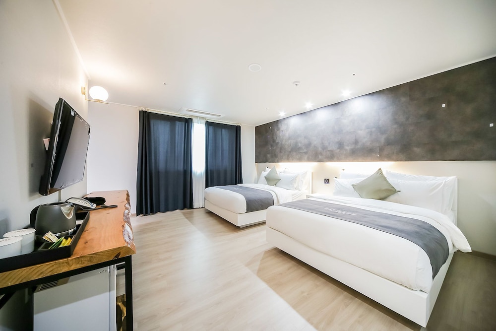 Royal Suite - Photo 4