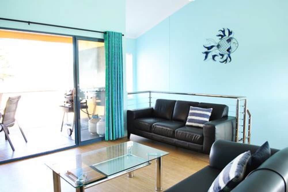 Standard Apartment, 2 Bedrooms, Non Smoking, Kitchen (Two Storey Holidays)