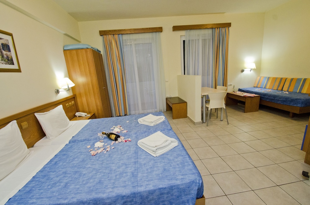 Superior room with kitchenette photo 3