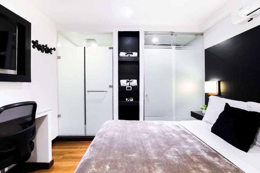 Economy Double Room photo 2