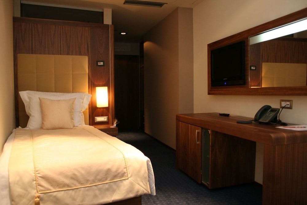 Single Room photo 3