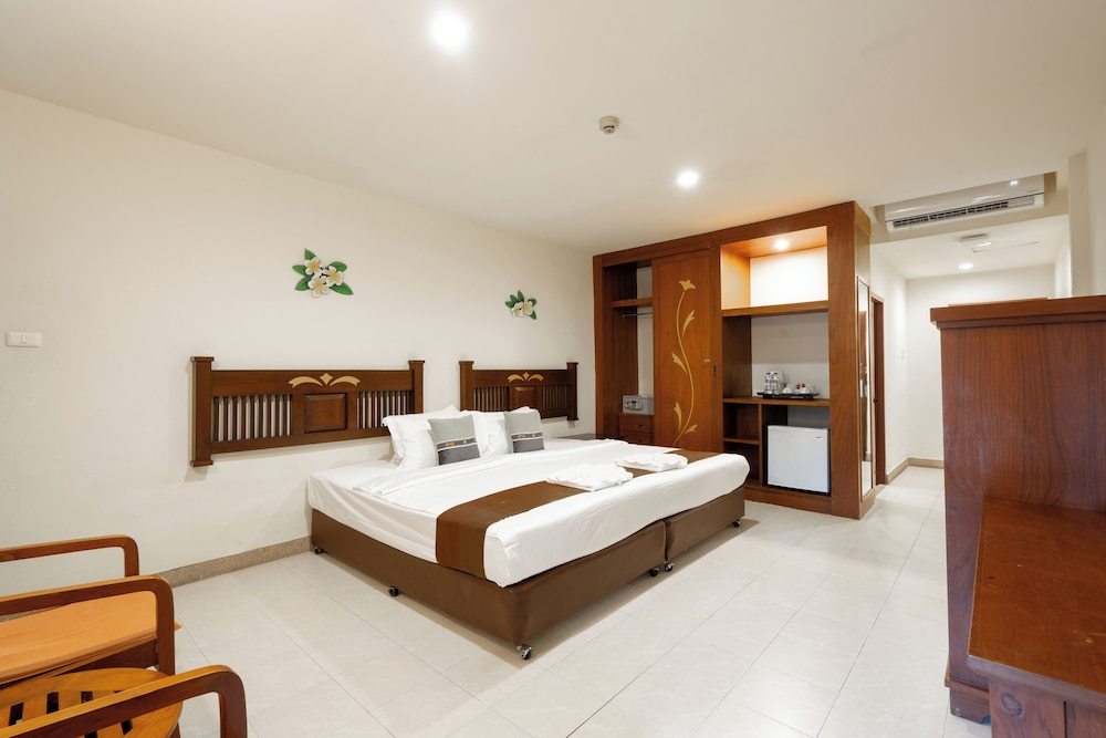 Superior Double or Twin Room, Garden View - Photo 3