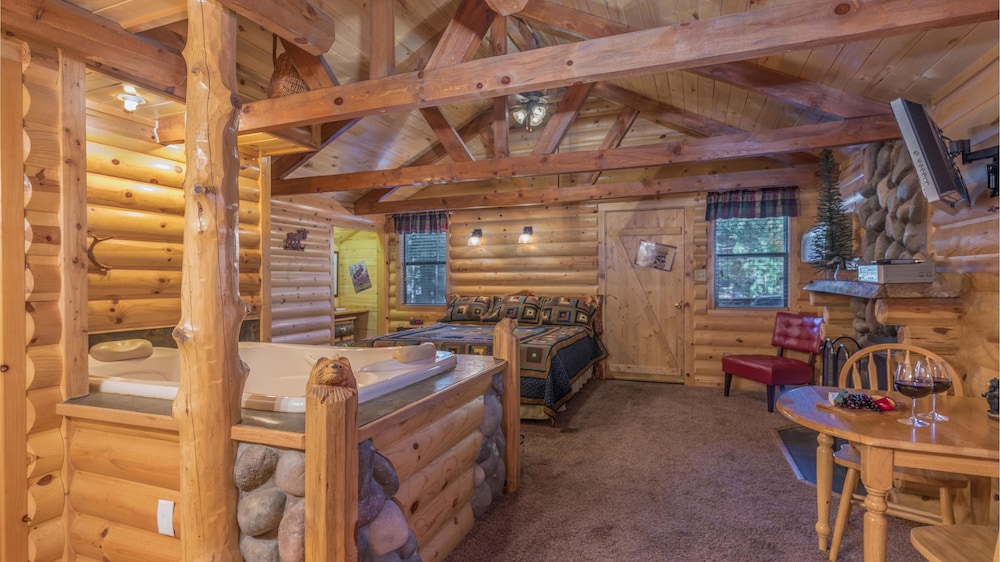 Romantic Cabin photo 3