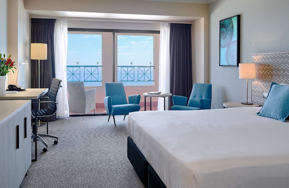 Grand Room, Balcony, Ocean View - Photo 6
