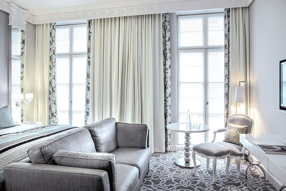 Premium Room, 1 King Bed (Luxury)