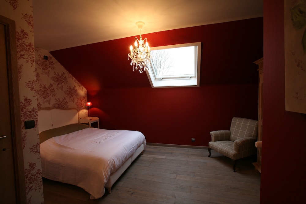 Quadruple Room (L'Armour) photo 1