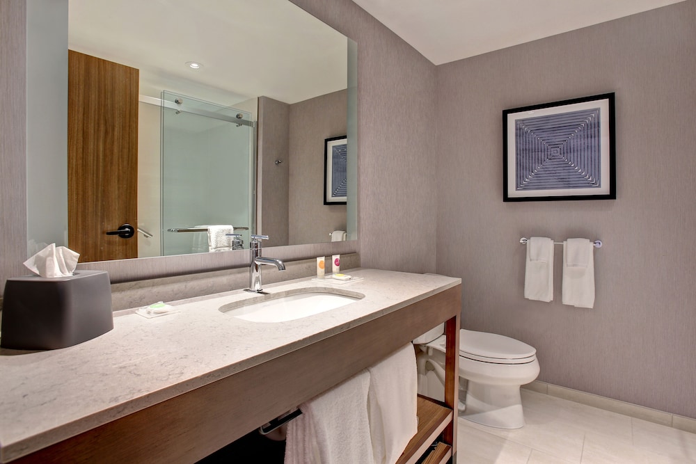 ADA Suite, 1 Bedroom (Shower) - Photo 5