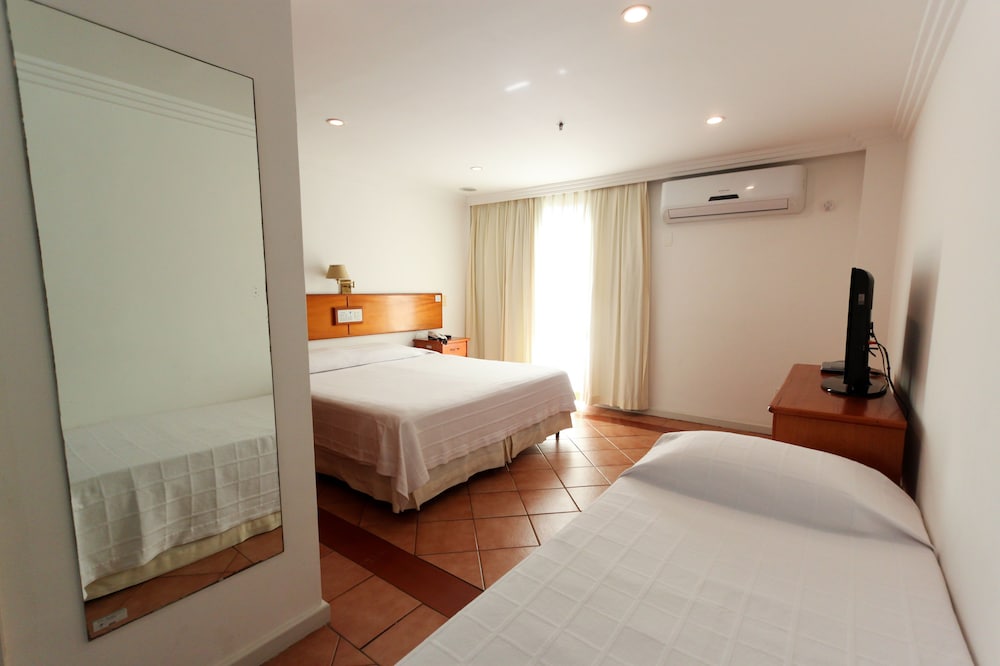 Superior Triple Room photo 2