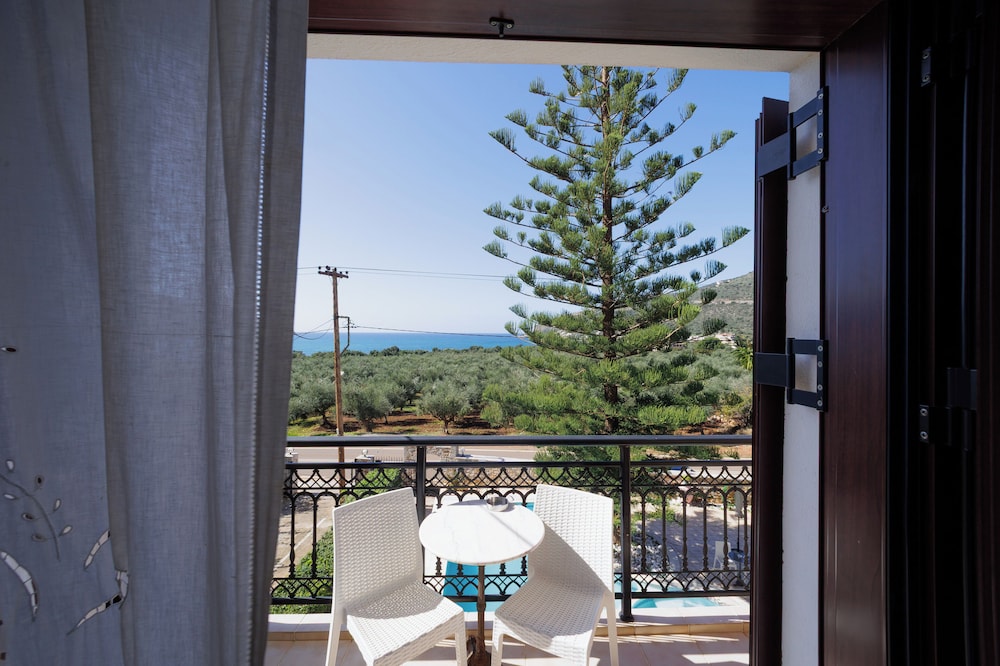 Triple Room, Balcony, Sea View