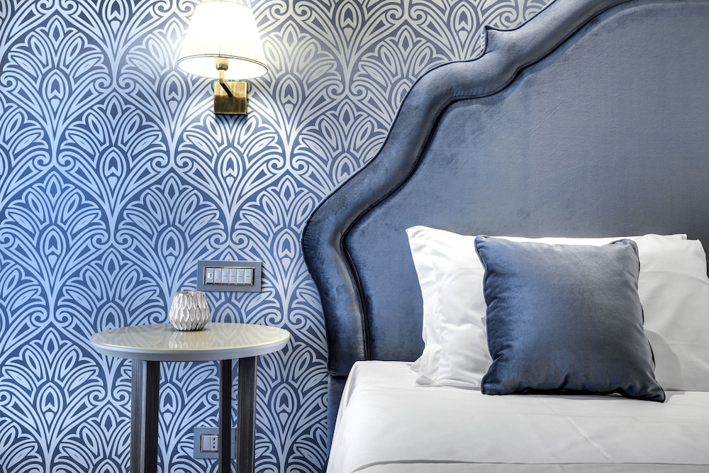 Junior Double or Twin Room photo 3